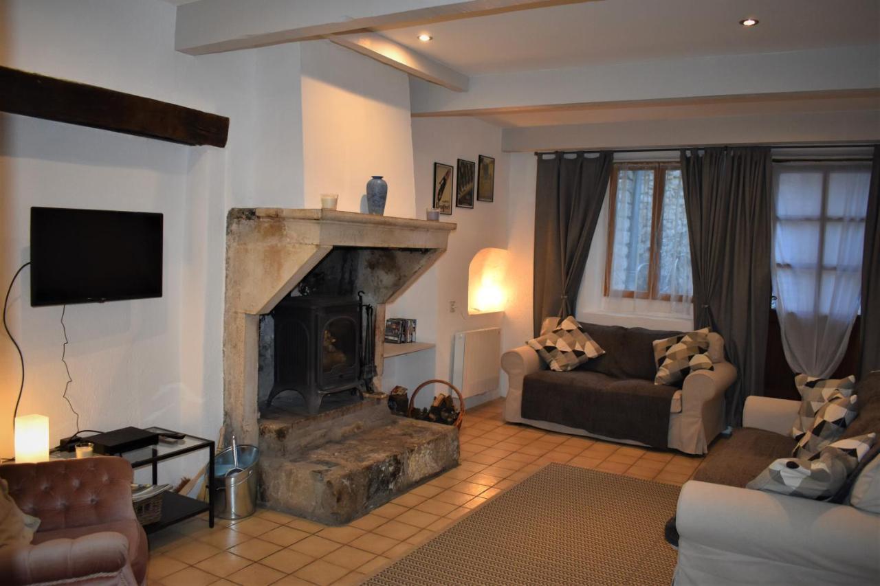 Les Hirondelles Villa Pont-de-Barret ภายนอก รูปภาพ